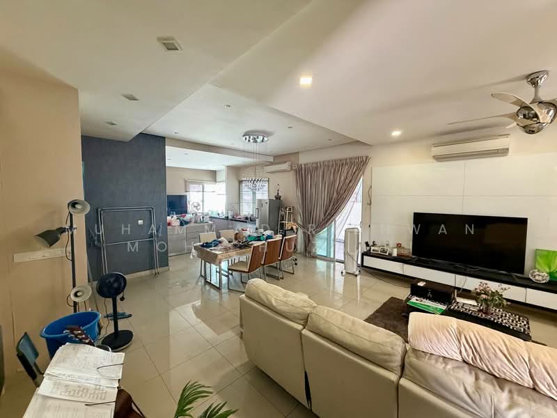 2-storey Terraced House for Sale in Cyberjaya (Selangor) - Muhammad Ridhwan Mohd Huzairi - Living Room - PropertyGuru.com.my