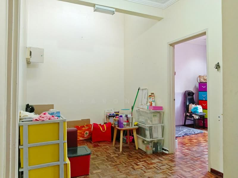 Rumah Teres 2 Tingkat untuk Dijual di Taman Setia Indah (Tebrau) - Sharon Ng - Interior - PropertyGuru.com.my