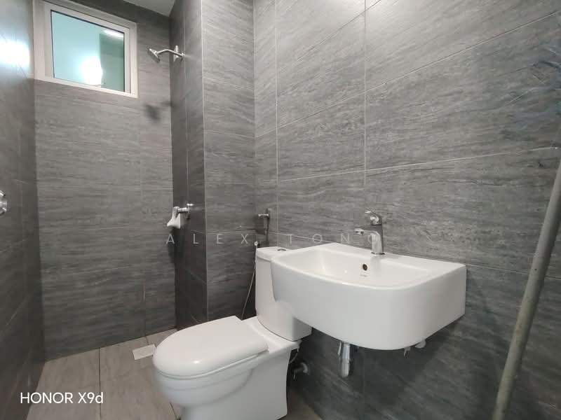 Servis Apartment untuk Disewa di Gaya Resort Homes - Alex Tong - Bathroom - PropertyGuru.com.my