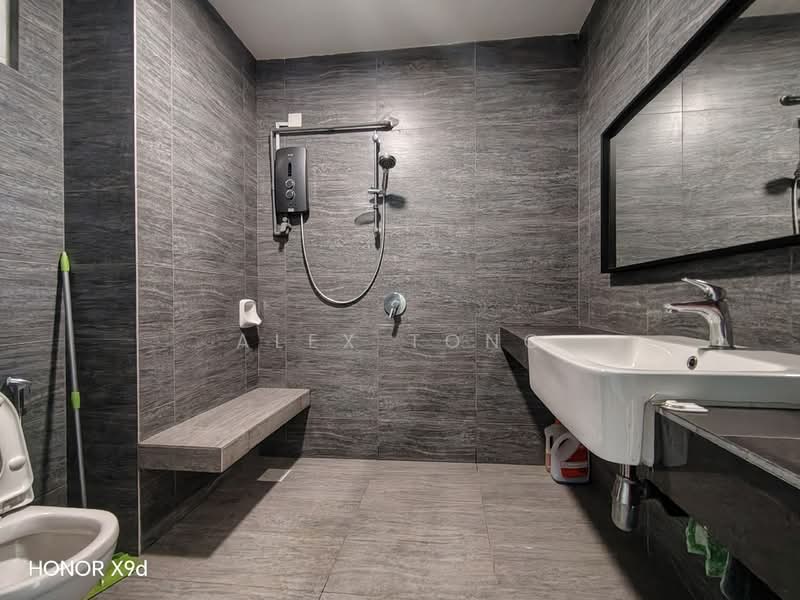 Servis Apartment untuk Disewa di Gaya Resort Homes - Alex Tong - Bathroom - PropertyGuru.com.my