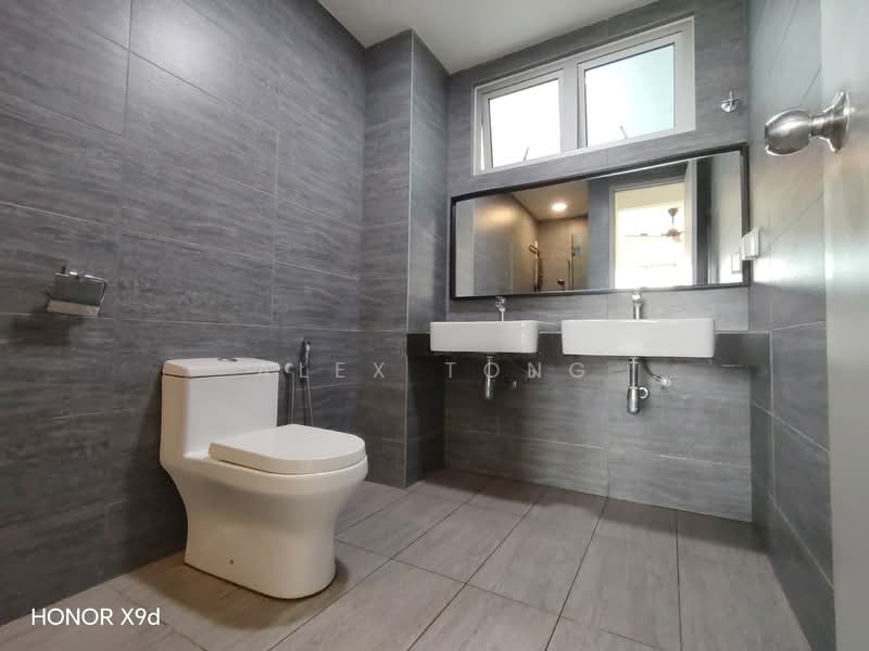 Servis Apartment untuk Disewa di Gaya Resort Homes - Alex Tong - Bathroom - PropertyGuru.com.my