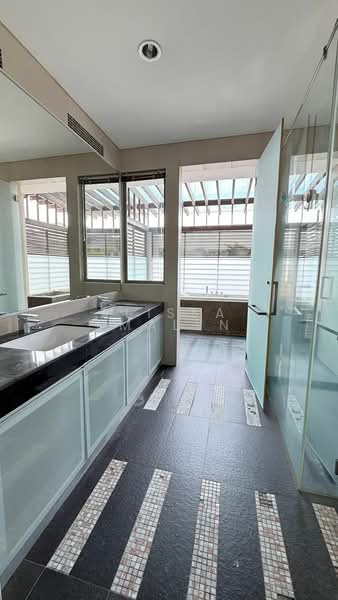 Rumah Banglo untuk Dijual di Bukit Jelutong (Shah Alam) - Alissa Emalyn - Bathroom - PropertyGuru.com.my