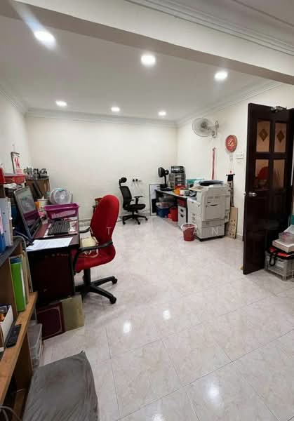 2-storey Terraced House for Sale in Taman Pelangi (Johor Bahru) - Cathy Tan - Study - PropertyGuru.com.my