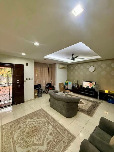 Rumah Teres untuk Dijual di Shah Alam (Selangor) - Muhammad Ridhwan Mohd Huzairi - Living Room - PropertyGuru.com.my