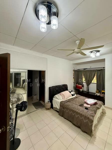 Rumah Teres untuk Dijual di Shah Alam (Selangor) - Muhammad Ridhwan Mohd Huzairi - Bedroom - PropertyGuru.com.my