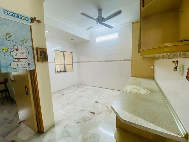 2-storey Terraced House for Sale in Alam Damai (Cheras) - Ali Idris - Kitchen - PropertyGuru.com.my