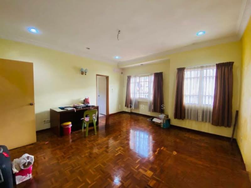 2-storey Terraced House for Sale in Alam Damai (Cheras) - Ali Idris - Study - PropertyGuru.com.my