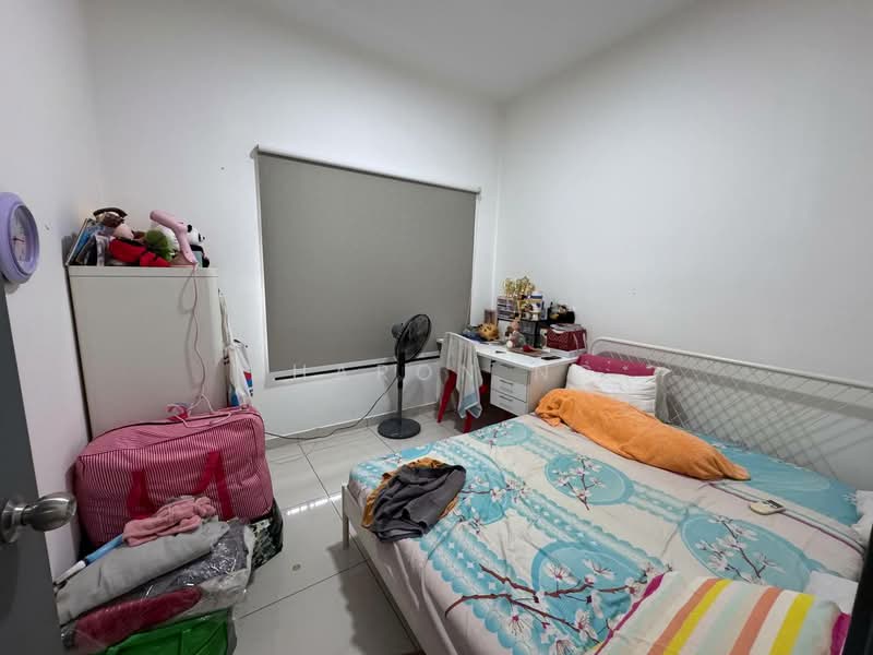 Rumah Teres 2 Tingkat untuk Dijual di Setia Tropika (Johor Bahru) - Sharon Ng - Bedroom - PropertyGuru.com.my