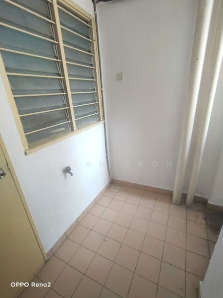 Apartment for Rent at Pangsapuri Mawar - Bryan Yeoh - PropertyGuru.com.my