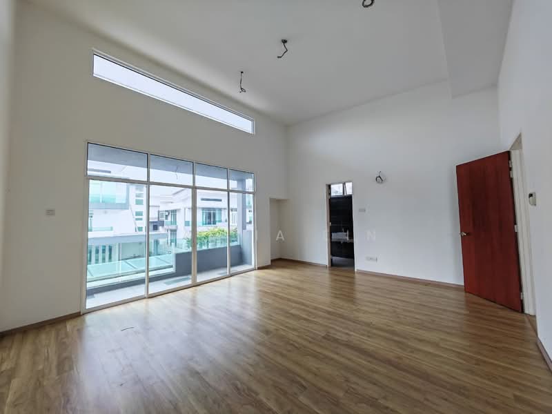 Bungalow for Sale in Rawang (Selangor) - Lau Ia Ein - Living Room - PropertyGuru.com.my