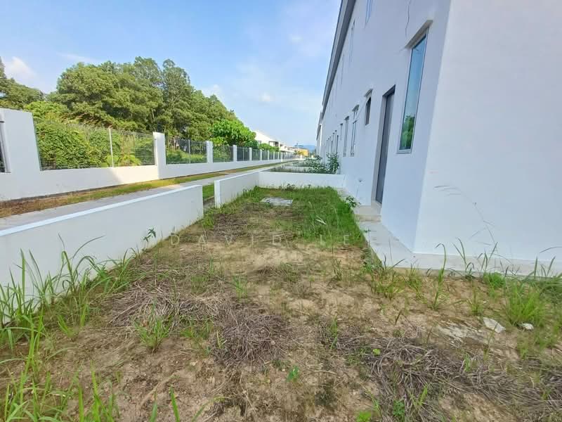 Rumah Teres untuk Dijual di Nibong Tebal (Penang) - David Lee - Exterior - PropertyGuru.com.my