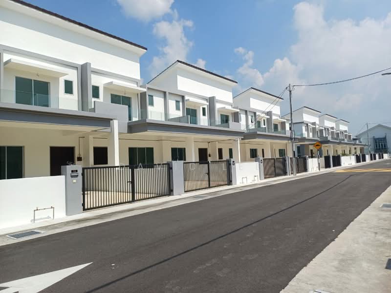 Rumah Teres untuk Dijual di Nibong Tebal (Penang) - David Lee - Exterior - PropertyGuru.com.my