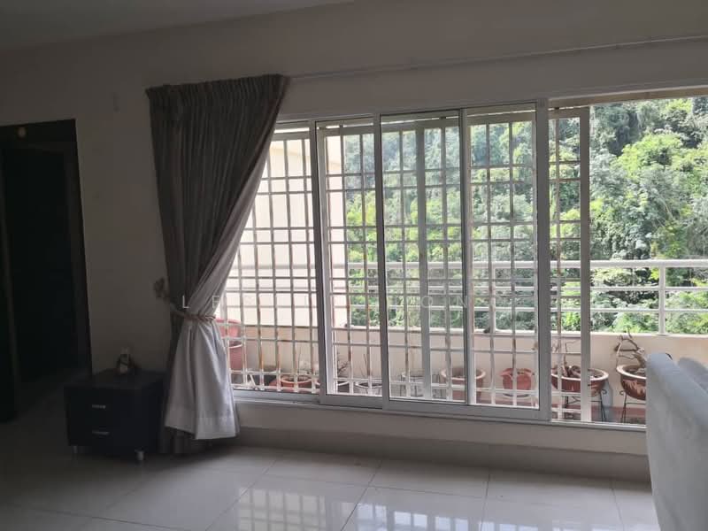 Condominium for Sale at Greenlane Park - Leslie Hong - Balcony - PropertyGuru.com.my