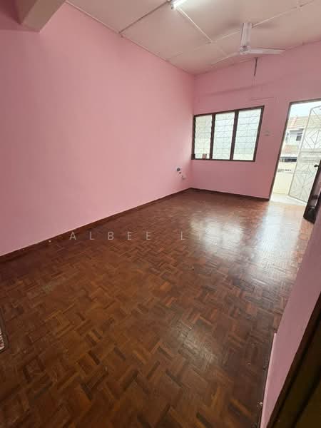 2-storey Terraced House for Sale in Taman Johor Jaya (Johor Bahru) - Albee Liew - Interior - PropertyGuru.com.my