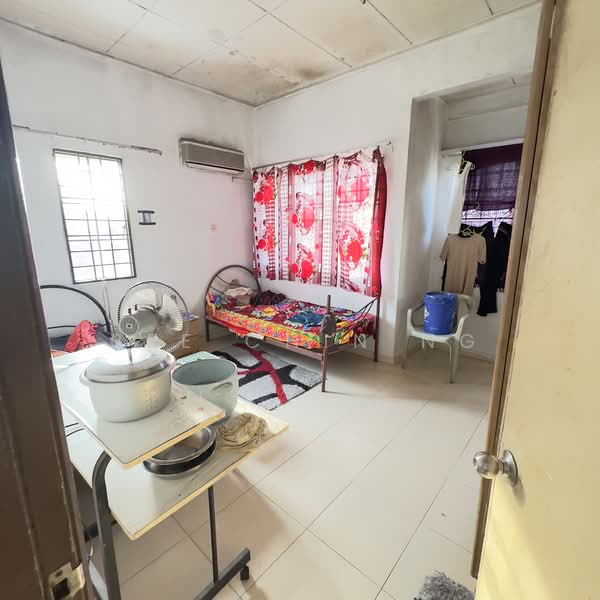2-storey Terraced House for Sale in Usj 12 (Subang Jaya) - Bee Chin Ng - Bedroom - PropertyGuru.com.my