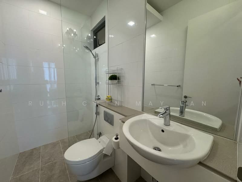 Service Residence for Rent at Senada Residence @ KLGCC Resort - Ruth Chin May Lan - Bathroom - PropertyGuru.com.my