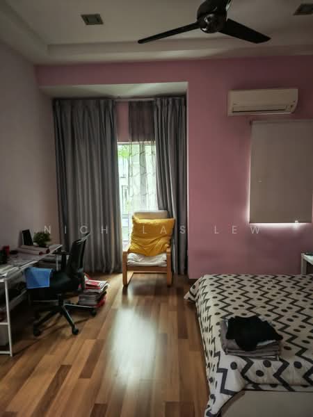 Townhouse for Sale in Seri Kembangan (Selangor) - Nicholas Lew - Bedroom - PropertyGuru.com.my