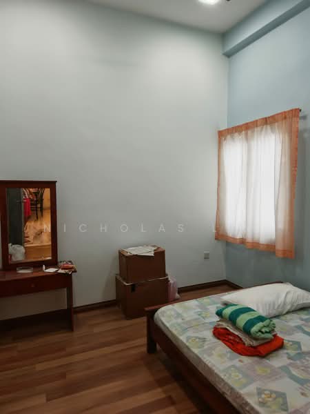 Townhouse for Sale in Seri Kembangan (Selangor) - Nicholas Lew - Bedroom - PropertyGuru.com.my