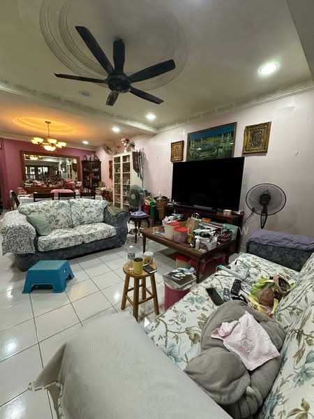 Rumah Teres 2 Tingkat untuk Dijual di Kota Damansara (Selangor) - Victor Liew - Living Room - PropertyGuru.com.my