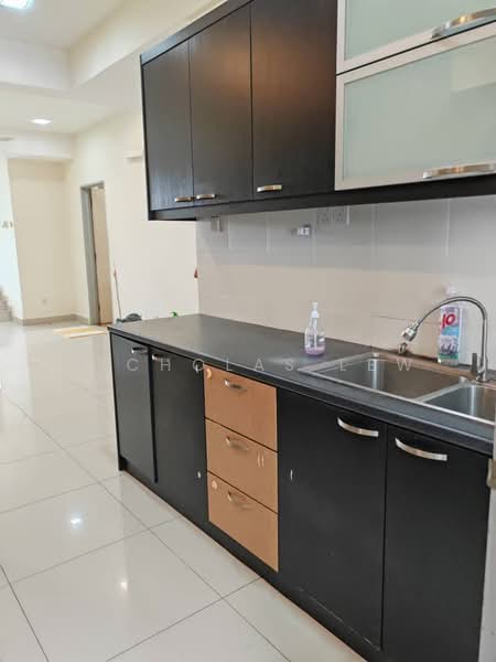 Townhouse for Sale in Seri Kembangan (Selangor) - Nicholas Lew - PropertyGuru.com.my