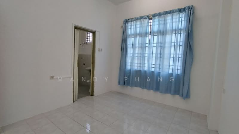 Apartment for Rent at Kings Height - Mandy Phang - Bathroom - PropertyGuru.com.my