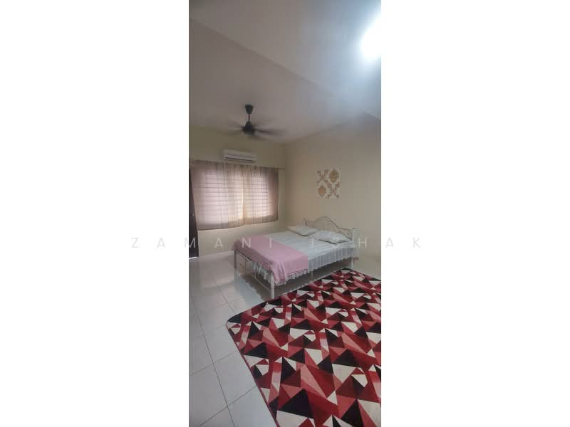2-storey Terraced House for Sale in Sepang (Selangor) - Zamani Ishak - Bedroom - PropertyGuru.com.my