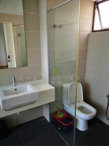 3-storey Terraced House for Rent in Cyberjaya (Selangor) - Don Lee Kah Hou - Bathroom - PropertyGuru.com.my