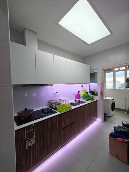 Service Residence for Rent at Seasons Amara Larkin - Andrew Ang - Kitchen - PropertyGuru.com.my
