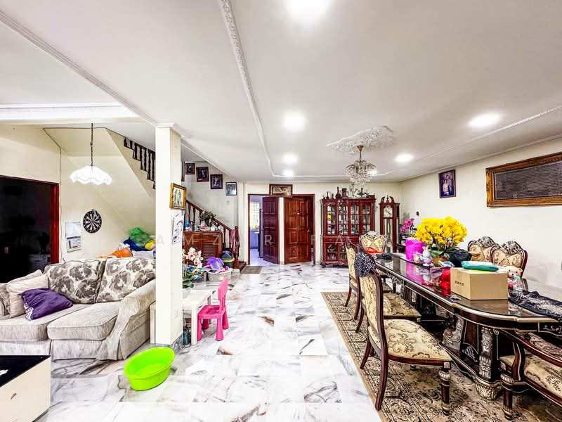 2-storey Terraced House for Sale in Ampang Jaya (Ampang) - Amzar Faiz - Living Room - PropertyGuru.com.my
