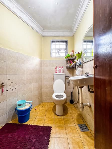 2-storey Terraced House for Sale in Ampang Jaya (Ampang) - Amzar Faiz - Bathroom - PropertyGuru.com.my