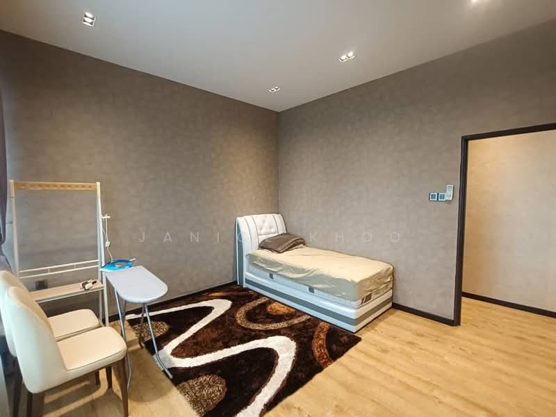 Service Residence for Sale at D'Summit Residences - Janice Khoo - Bedroom - PropertyGuru.com.my