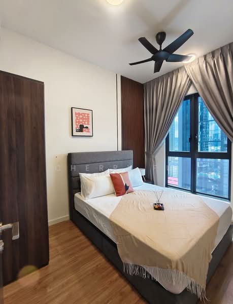 Servis Apartment untuk Disewa di Sunway Velocity TWO - Cherry Fu - Bedroom - PropertyGuru.com.my