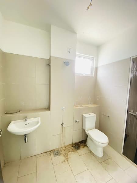 2-storey Terraced House for Sale in Semenyih (Selangor) - Muhammad Ridhwan Mohd Huzairi - Bathroom - PropertyGuru.com.my
