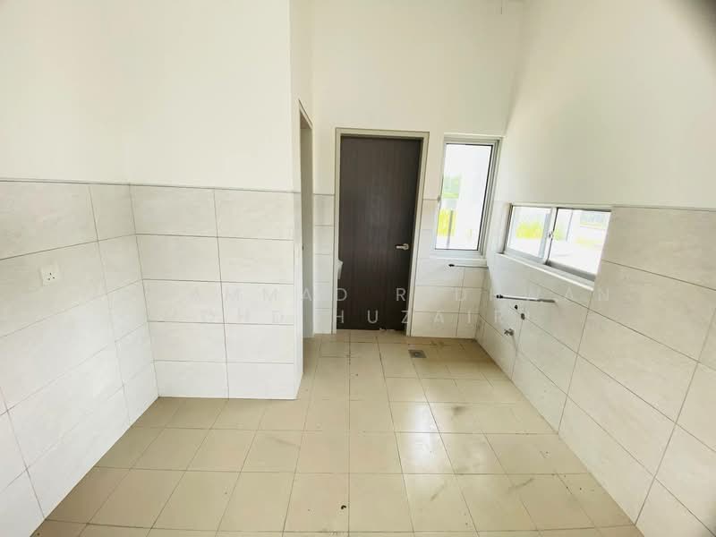 2-storey Terraced House for Sale in Semenyih (Selangor) - Muhammad Ridhwan Mohd Huzairi - Kitchen - PropertyGuru.com.my