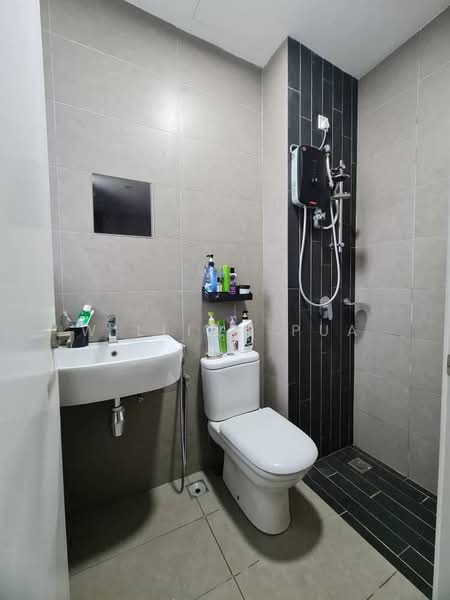 Servis Apartment untuk Disewa di H2O Residences - William Pua - Bathroom - PropertyGuru.com.my