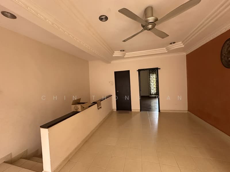 2.5-storey Terraced House for Sale in Taman Prima Tropika (Seri Kembangan) - Chin Thong Pan - Interior - PropertyGuru.com.my