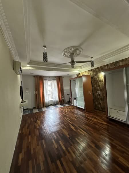 2.5-storey Terraced House for Sale in Taman Prima Tropika (Seri Kembangan) - Chin Thong Pan - Bedroom - PropertyGuru.com.my