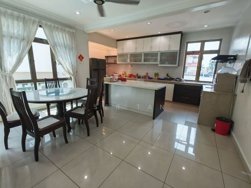Rumah Berkembar untuk Dijual di Taman Sutera Utama (Skudai) - SASER TAN. - Kitchen - PropertyGuru.com.my
