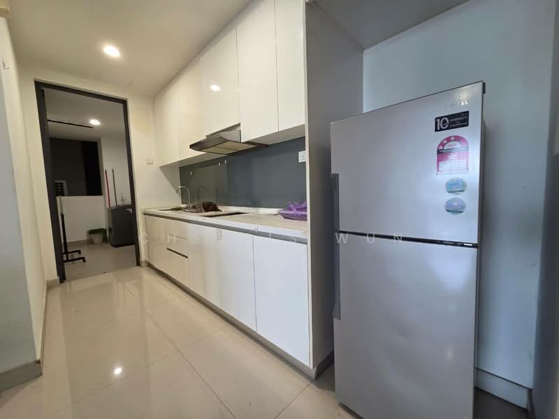 Servis Apartment untuk Dijual di Bora Residences - Cherris Wun - Kitchen - PropertyGuru.com.my