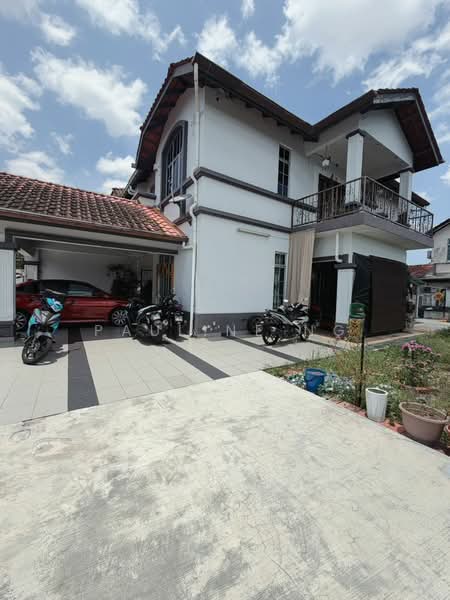 Semi-Detached House for Sale in Taman Pelangi Indah (Ulu Tiram) - Pauline Ng - Exterior - PropertyGuru.com.my