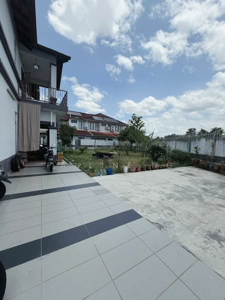 Semi-Detached House for Sale in Taman Pelangi Indah (Ulu Tiram) - Pauline Ng - Exterior - PropertyGuru.com.my