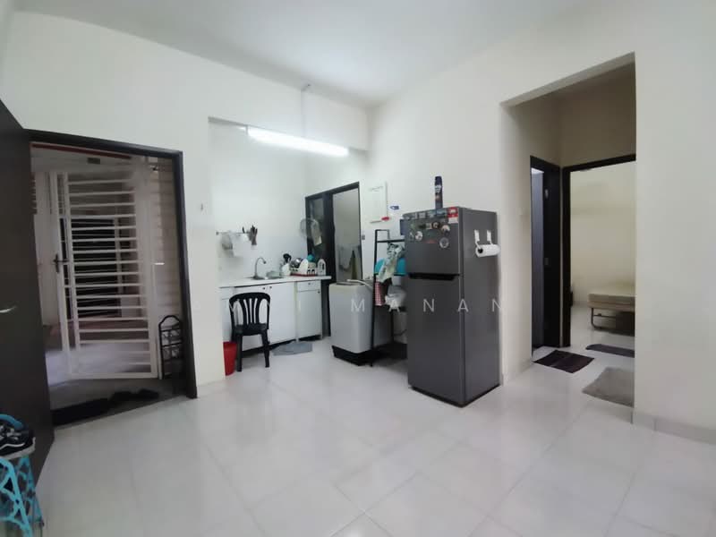 Apartment for Sale at Residensi Warnasari 2 - Amni Manan - Kitchen - PropertyGuru.com.my