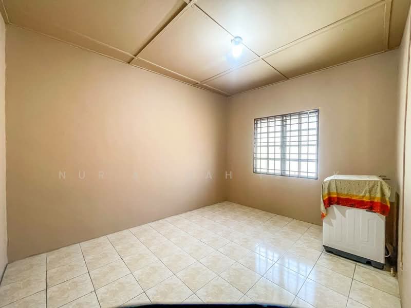Rumah Teres 2 Tingkat untuk Dijual di Seksyen 25 (Shah Alam) - Nur Adibah Ishak - Interior - PropertyGuru.com.my
