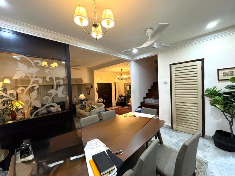 2-storey Terraced House for Sale in Usj 11 (Subang Jaya) - Ali Idris - Dining Room - PropertyGuru.com.my
