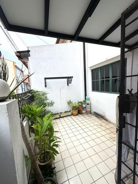 2-storey Terraced House for Sale in Usj 11 (Subang Jaya) - Ali Idris - Balcony - PropertyGuru.com.my