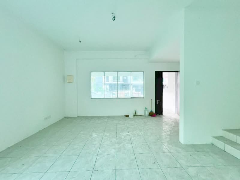 Rumah Teres 2 Tingkat untuk Dijual di Taman Residensi Panchor (Nibong Tebal) - David Lee - Living Room - PropertyGuru.com.my