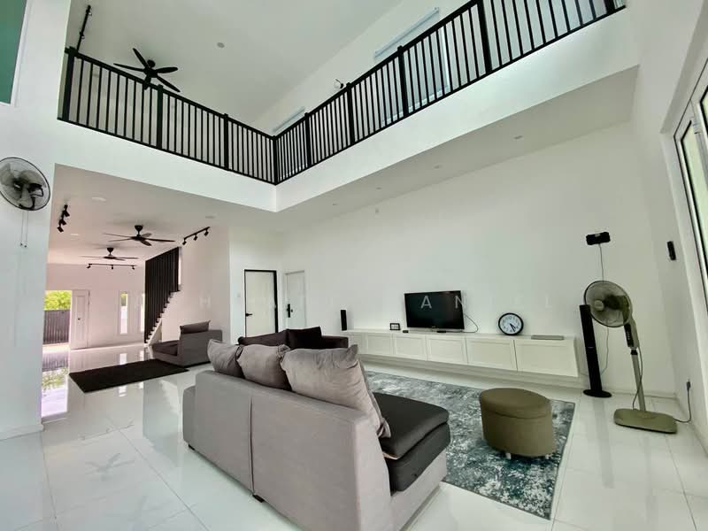 Bungalow for Sale in Sungai Merab (Dengkil) - Ashraff Daniel - Living Room - PropertyGuru.com.my
