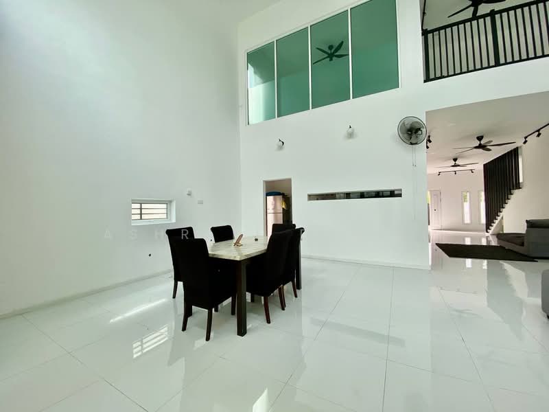 Bungalow for Sale in Sungai Merab (Dengkil) - Ashraff Daniel - Dining Room - PropertyGuru.com.my