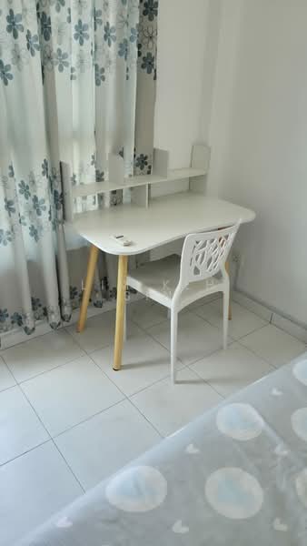 Kondominium untuk Disewa di The Golden Triangle Condominium - Lim Keh Sin - Study - PropertyGuru.com.my