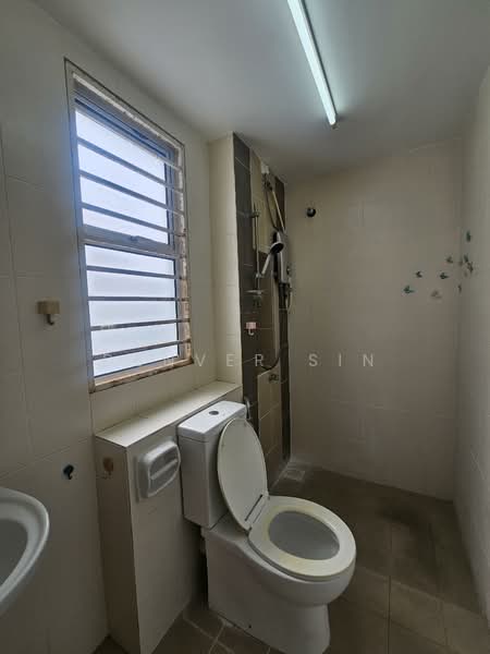 2-storey Terraced House for Sale in Setia Ecohill (Semenyih) - Denver Sin - Bathroom - PropertyGuru.com.my